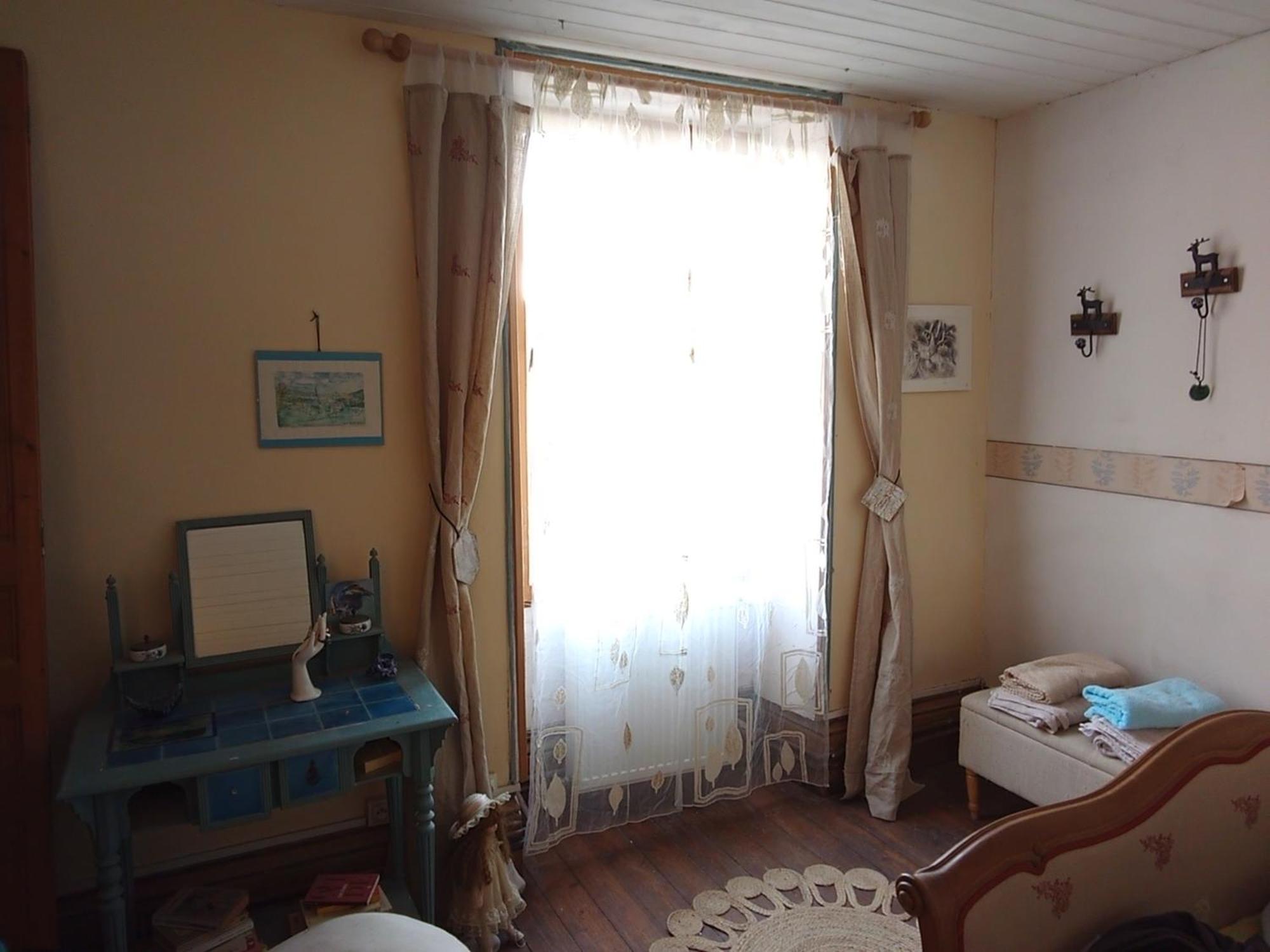 La Grille Fleurie, Chambres D'Hote Chez L'Habitant Arthonnay ภายนอก รูปภาพ