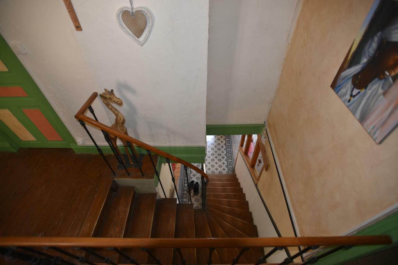 La Grille Fleurie, Chambres D'Hote Chez L'Habitant Arthonnay ภายนอก รูปภาพ